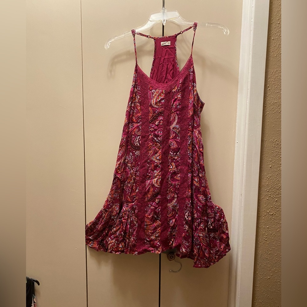 Hollister Burgundy print sundress - CUTE!!